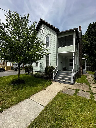 377 Flower Ave E #1 Photo 1 377 Flower Ave E #1 Photo 1