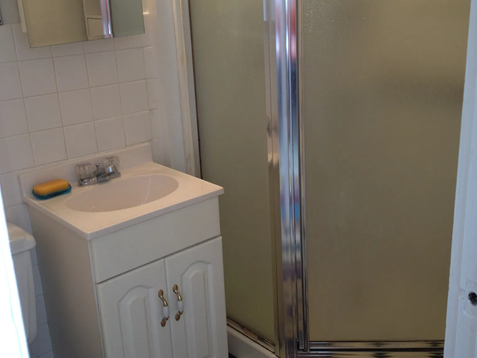 1 bed, 360 sqft, $1,100 — Photo 3