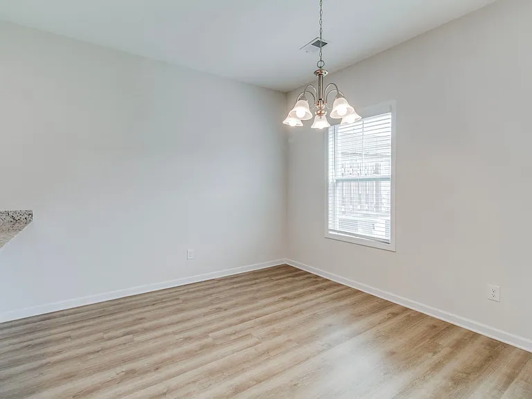 1861 Gabriel Ln #MAIN — Photo 11