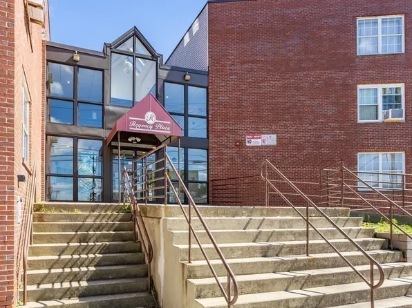 20 Knox St APT 24, Lawrence, MA 01841