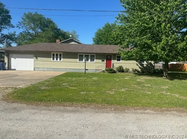 812 W North Ave, Vinita, OK 74301