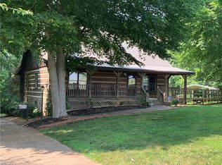 480 Red Brush Rd, Mount Airy, NC 27030