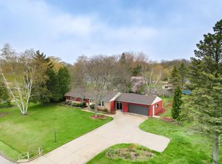3141 S 145th St, New Berlin, WI 53151