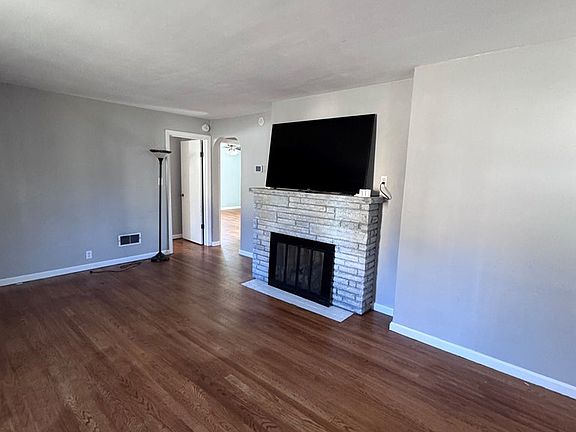 5th image of 1240 23rd St