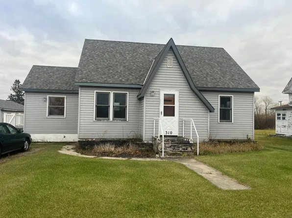 310 1st St S, Mentor, MN 56736