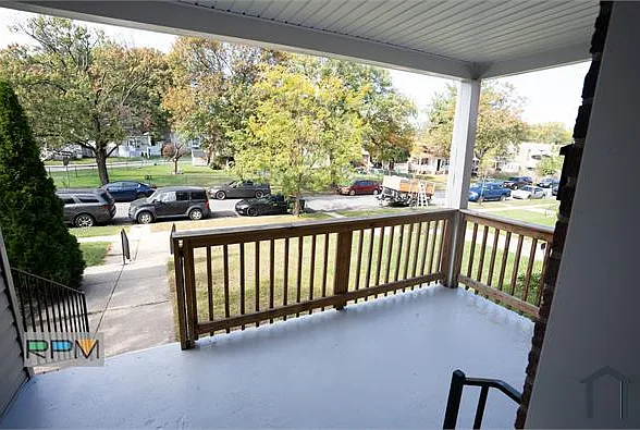 3 bed, $1,950 — Photo 2