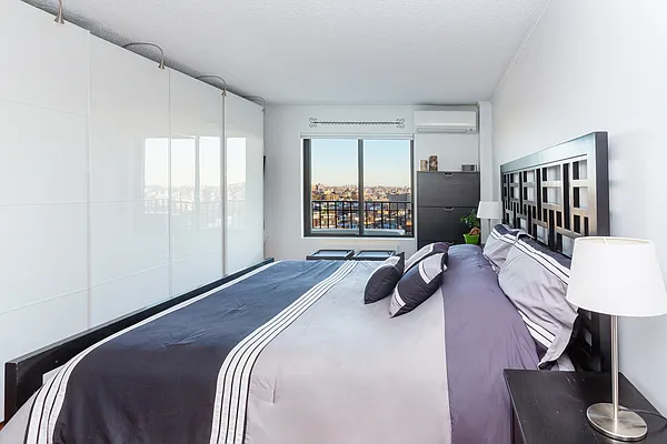 Sold by Compass | media 7