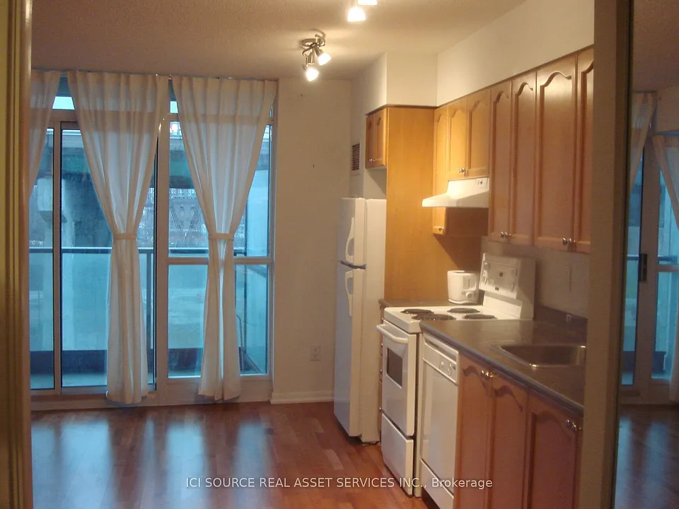 231 Fort York Blvd #625