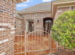 564 Asbury Lane Dr, Pearl, MS 39208