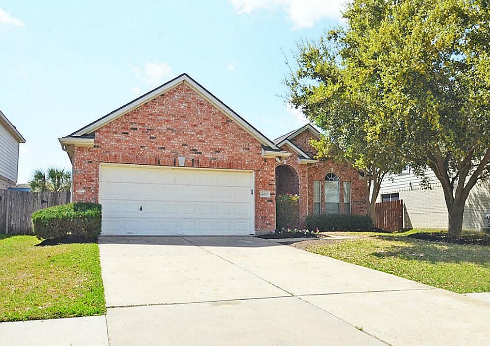 1st image of 3507 Pecan Mill Dr