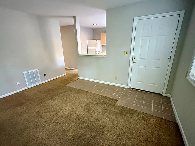 3227 Bishop St — Photo 9