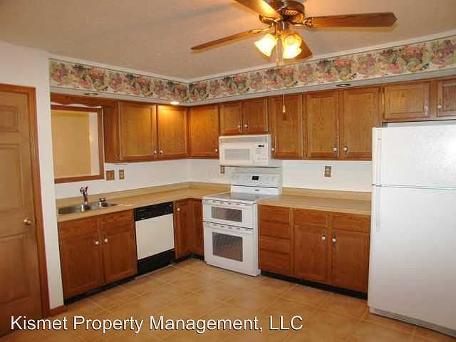 2nd image of 2320 Ridgeway Rd