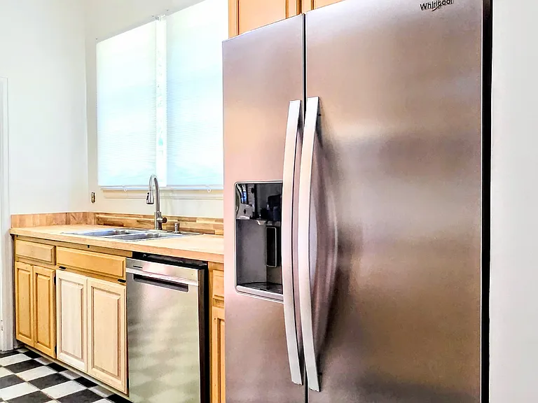 Kitchen with all new stainless appliances