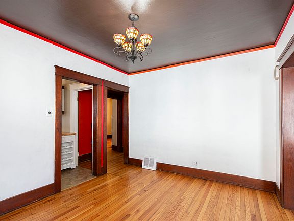 5th image of 418 Niles Ave