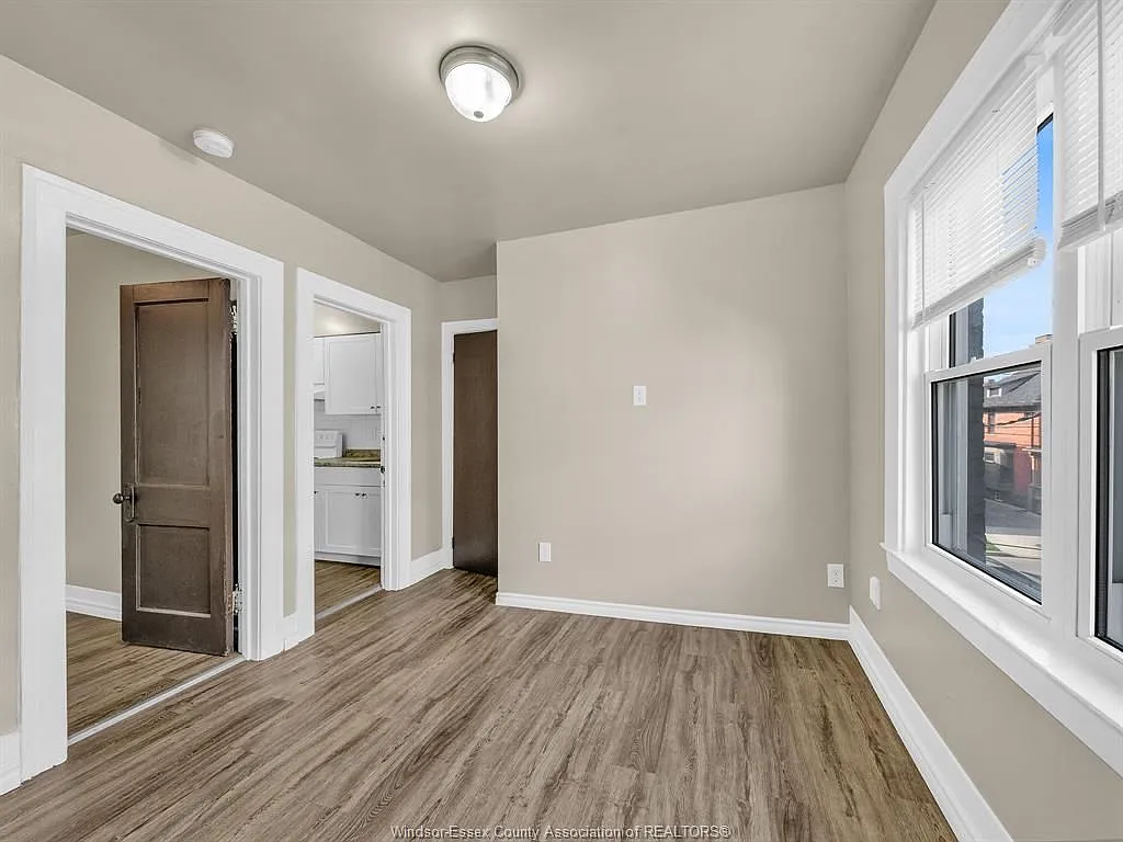 2 bed, $1,400 — Photo 4