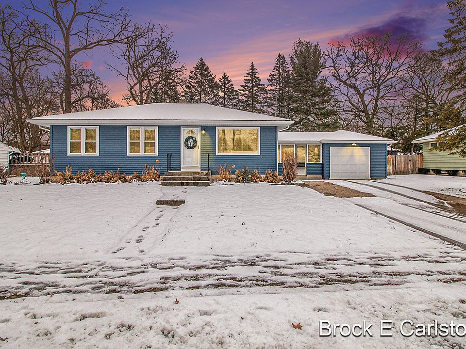 1st image of 4656 Carrick Ave SE