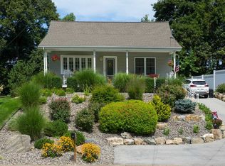 137 Howland Ave, Beacon, NY 12508