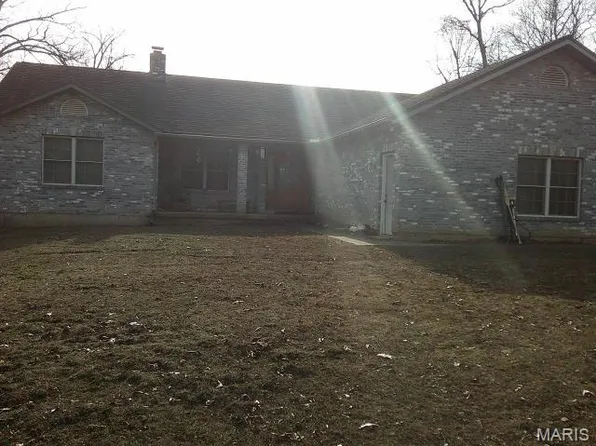 13670 Mammoth Rd, De Soto, MO 63020