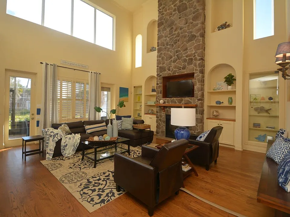 58 Ocean St #ID1261616P