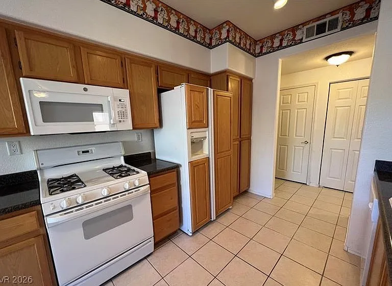 1050 E Cactus Ave #1114 — Photo 7