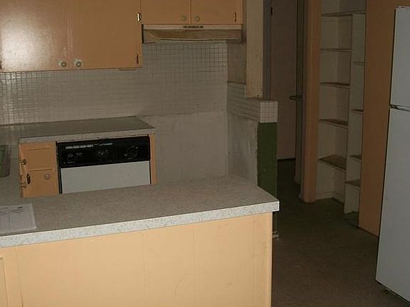 4th image of 3043 Palamore Dr