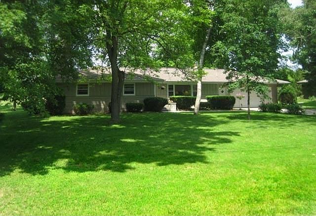 1st image of 321 Sugar Bush Ln
