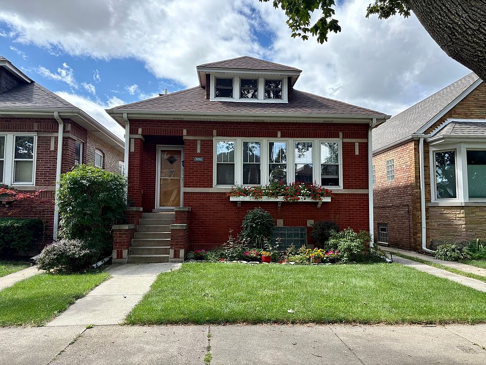 1st image of 5252 N Leamington Ave