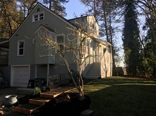 23 Crest Dr, Eugene, OR 97405