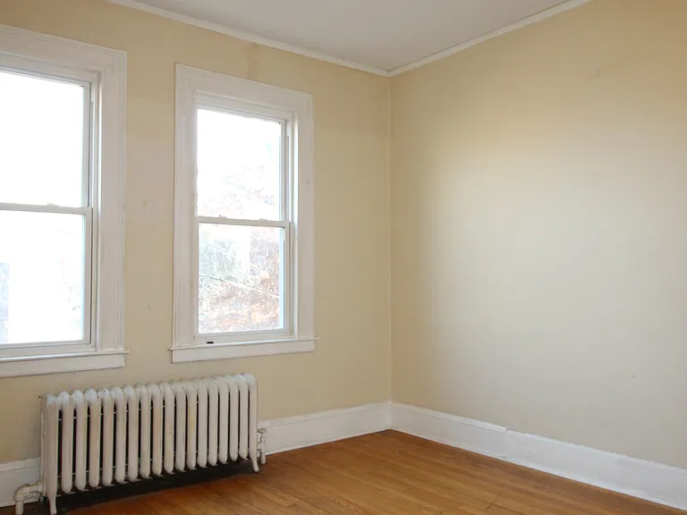 20 Bond St #18 — Photo 5