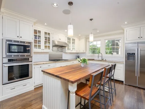 20 Winslow Rd, Winchester, MA 01890