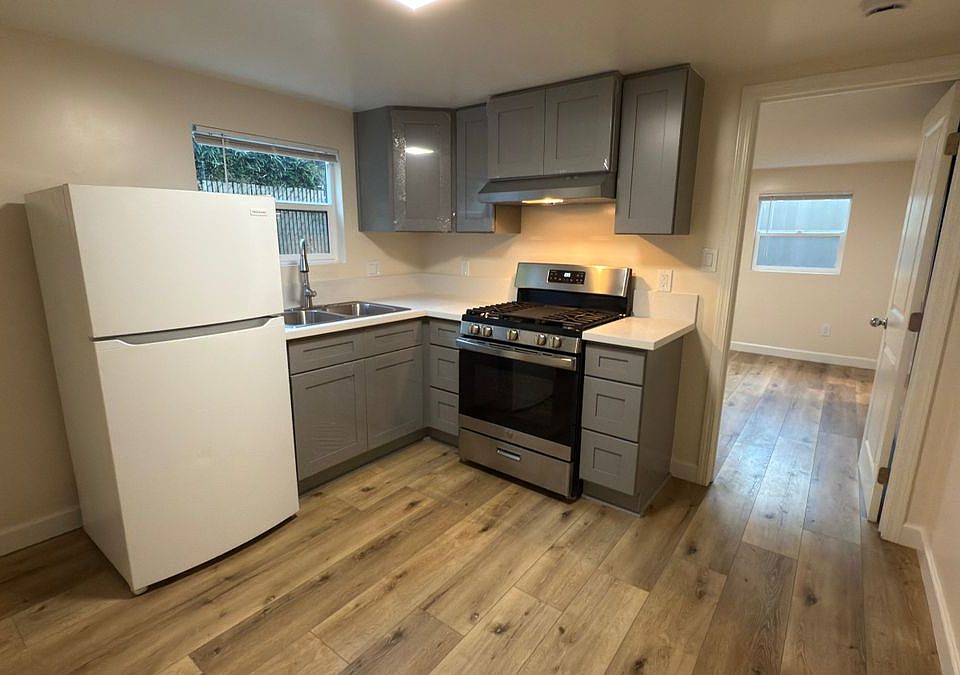 1st image of 385 N Redondo Ave APT C