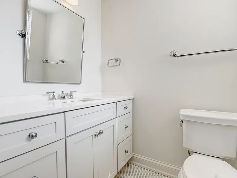 65 S 5th St #2A — Photo 22