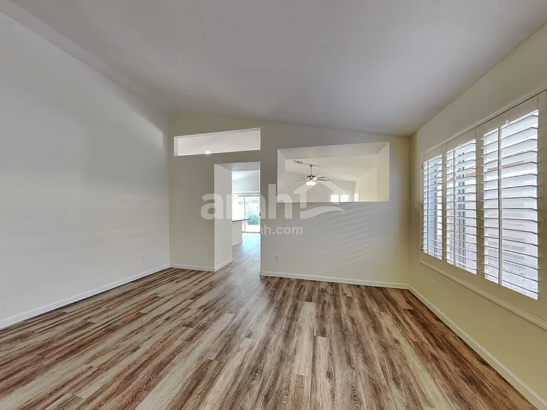 4722 E Silverwood Dr — Photo 7