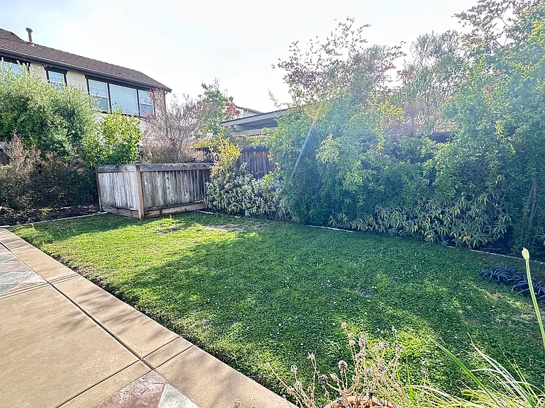 133 Angora Ct — Photo 39