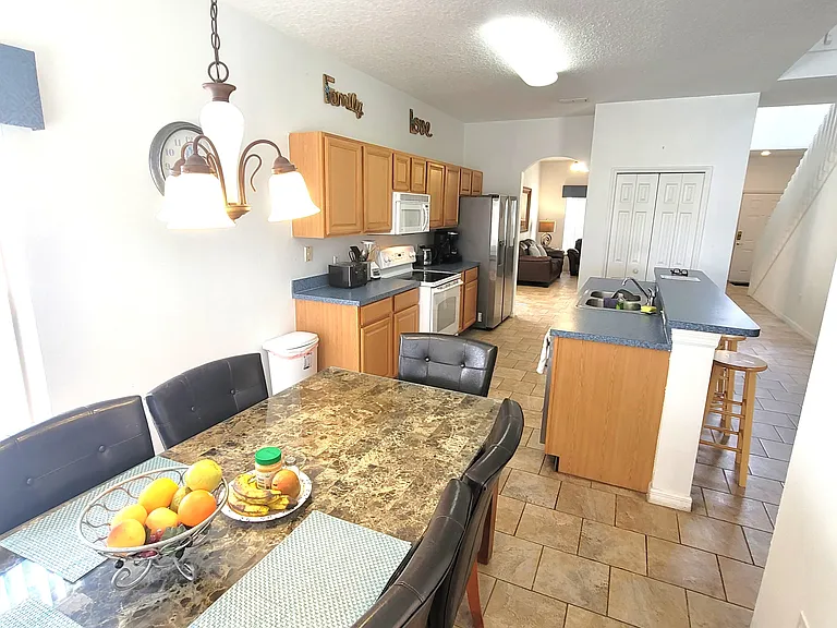 183 Highgate Park Blvd — Photo 6