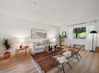 1002 Eleanor Ave, Rohnert Park, CA 94928