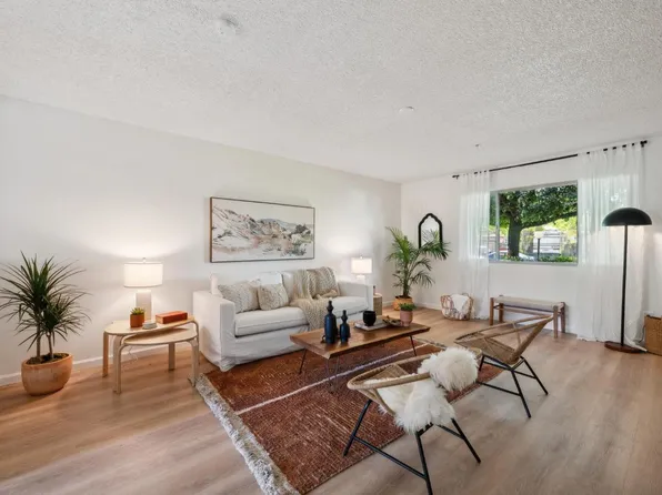 1002 Eleanor Avenue, Rohnert Park, CA 94928