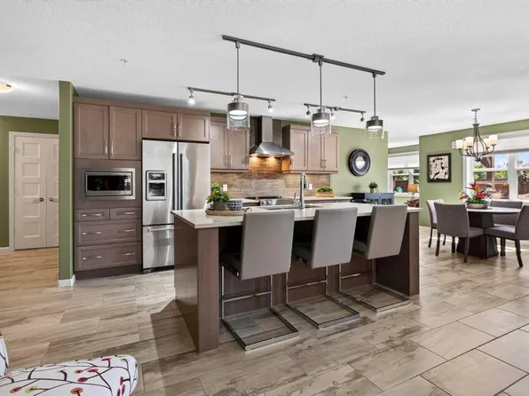 10 SW Market Blvd SE #1110, Airdrie, AB T4A 0W8