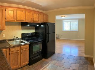 10 Burnham St APT 4, South Portland, ME 04106