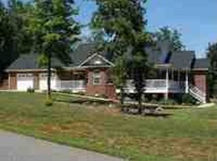 46 Tadpole Ln, Taylorsville, NC 28681