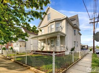 40 Pulaski Ave, Carteret, NJ