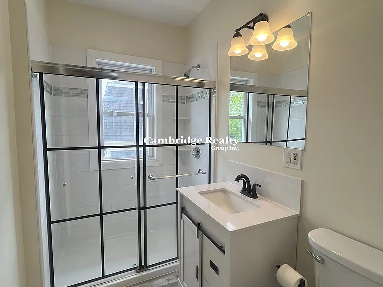 65 Wareham St #2T — Photo 10
