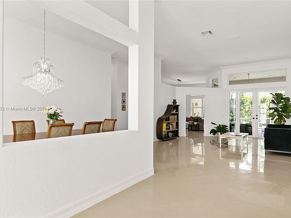 5th image of 1251 Skylark Dr