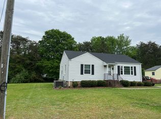 4004 Merton Rd, Greensboro, NC 27455