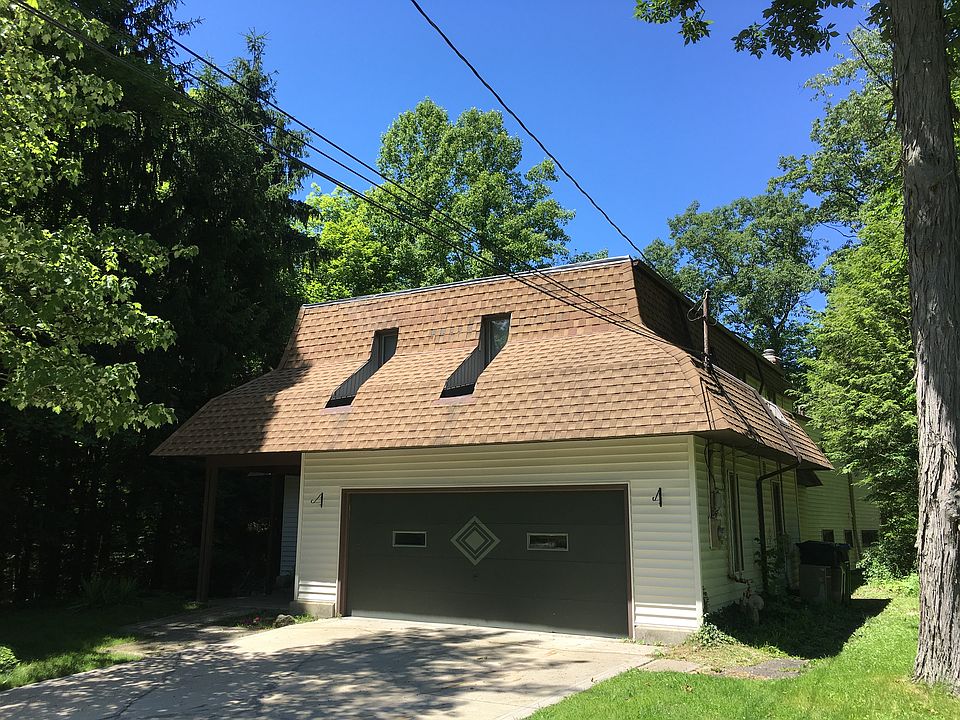 2nd image of 38109 Berkeley Ave