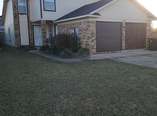 7832 W Cavelier Dr, New Orleans, LA 70129