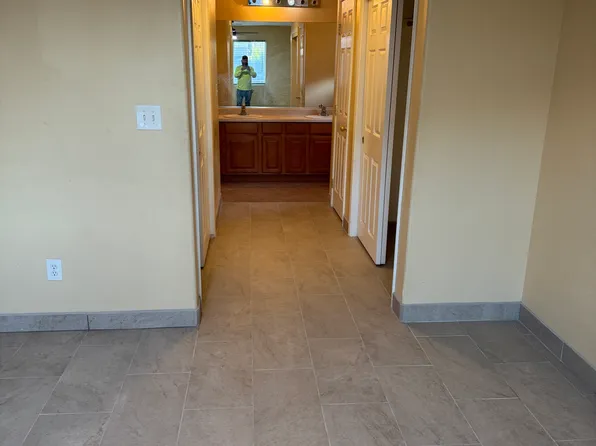 10518 High Plateau Way, Bakersfield, CA 93311