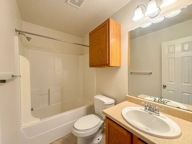 Autumn Chase Apartments — Photo 47