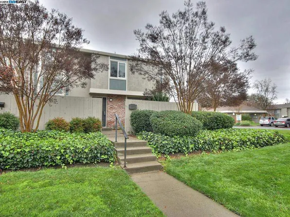 1293 Pine Creek Way APT A, Concord, CA 94520