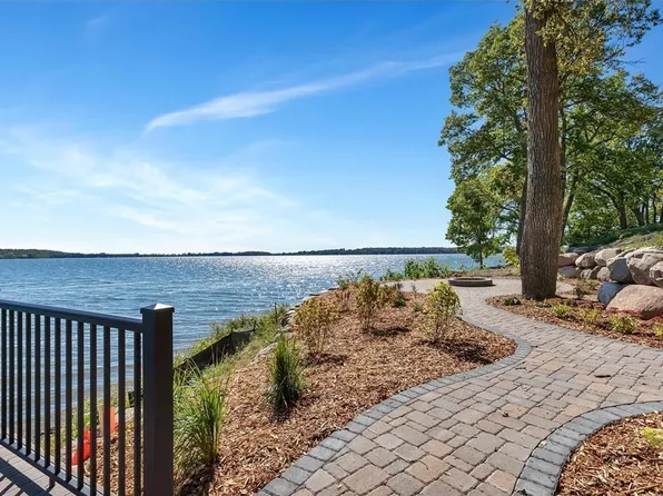 27822 Stonegate Rd, Paynesville, MN 56362